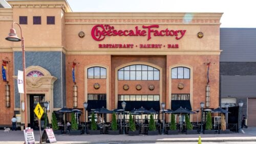 Cheesecake Factory competitors