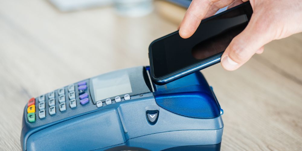 Does Frys Electronics Accept Mobile Payments? Detailed Guide
