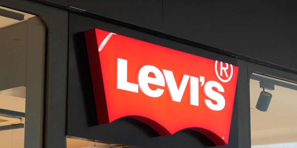 Does Levis Have a Recycling Program? Detailed Guide