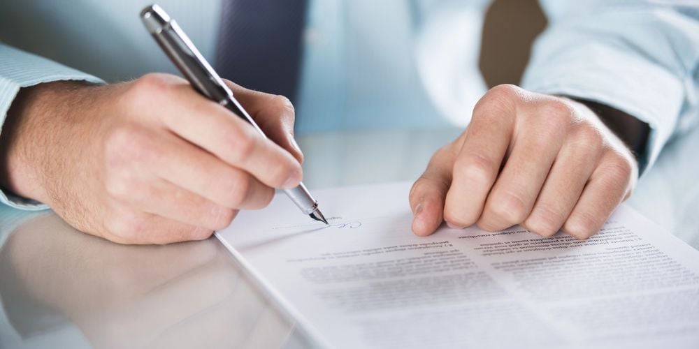 Warranty Deed vs Deed Of Trust: Detailed Comparison
