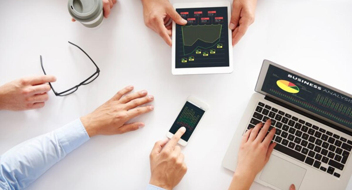 A marketer who endorses a certain item or service another party provides is a Forex affiliate. 