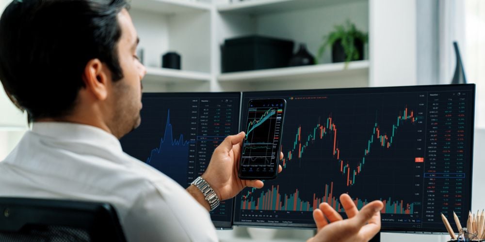 Internal Rate of Return vs Net Present Value: Detailed Comparison
