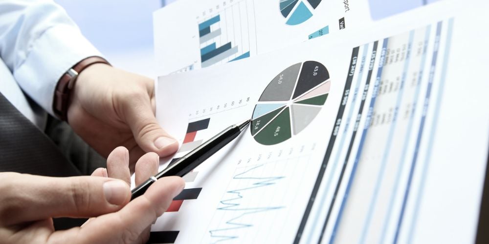 Competitive Market vs Imperfect Market: Detailed Comparison