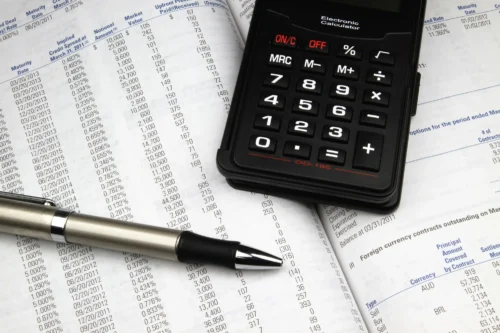 Premium vs Discount Bonds: Key Differences Explained for Beginners